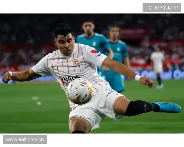 奥萨苏纳边路速度表现稳健，攻防转换效率持续提升