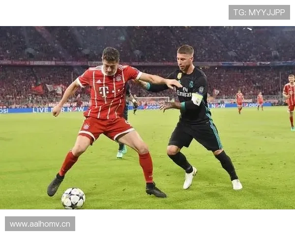 拉莫斯对阵拜仁锋线的关键战表现解析 拉莫斯对阵拜仁锋线的关键战表现解析