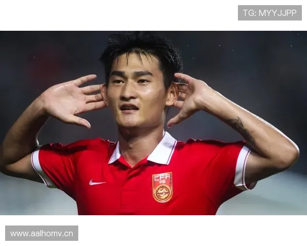 李小鹏比赛场上像严师，下场竟然是那种爱买买买的“剁手狂魔”？！