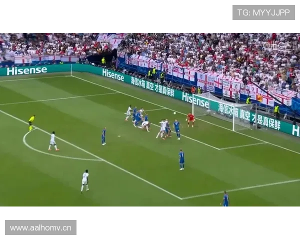 贝林厄姆对阵密集防守球队的空间利用能力解析